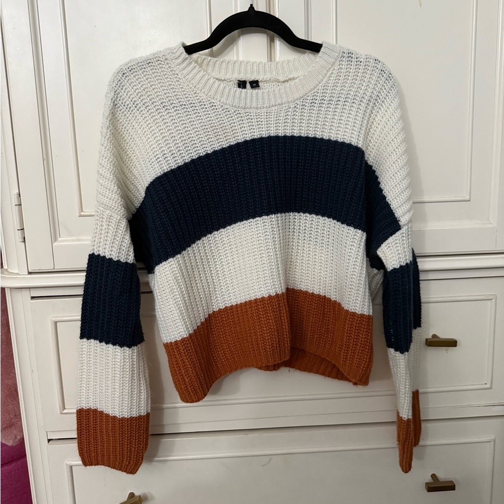 Knit sweater